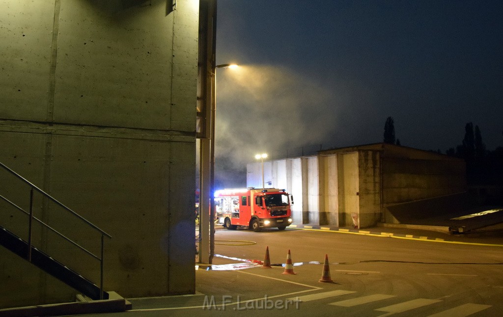 Feuer 2 AVG Koeln Rath Heumar Wikingerstr P022.JPG - Miklos Laubert